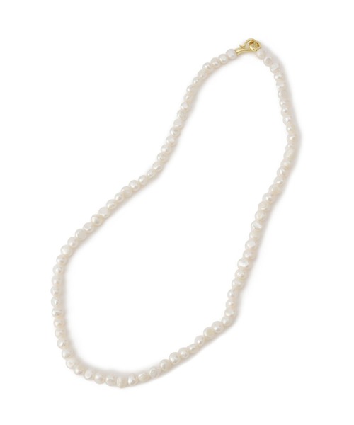 ADAM ET ROPE'(アダムエロペ)の「【EO for ADAM ET ROPE'】Pearl Necklace with Gold Hook(ネックレス・レディース・ホワイト・FREE)」の1枚目の写真