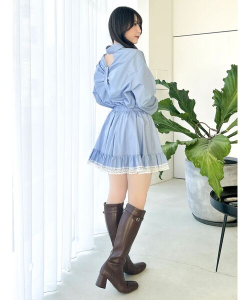 dazzlin（ダズリン）の「バックリボンオーバーシャツ（シャツ/ブラウス・レディース・ミント/ブルー/オフホワイト/ブラウン・FREE）」の7枚目の写真