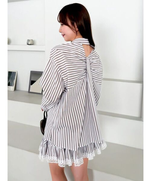 dazzlin（ダズリン）の「バックリボンオーバーシャツ（シャツ/ブラウス・レディース・ミント/ブルー/オフホワイト/ブラウン・FREE）」の10枚目の写真