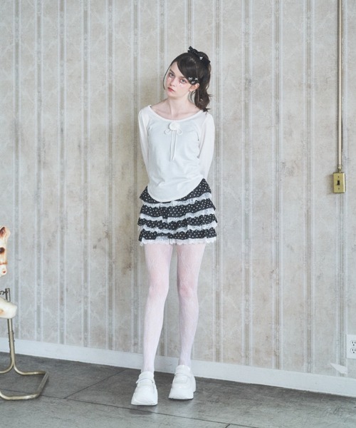 Lovilyn(ラヴィリン)の「スウィートドットフリルショートパンツ(その他パンツ・レディース・ホワイト/ライトグレー/ブラック・SMALL/MEDIUM)」の13枚目の写真