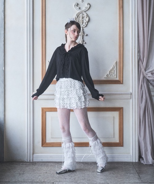 Lovilyn(ラヴィリン)の「スウィートドットフリルショートパンツ(その他パンツ・レディース・ホワイト/ライトグレー/ブラック・SMALL/MEDIUM)」の9枚目の写真