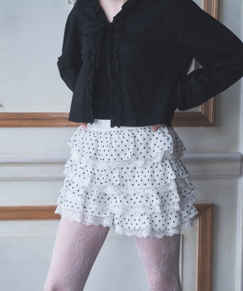 Lovilyn(ラヴィリン)の「スウィートドットフリルショートパンツ(その他パンツ・レディース・ホワイト/ライトグレー/ブラック・SMALL/MEDIUM)」の6枚目の写真