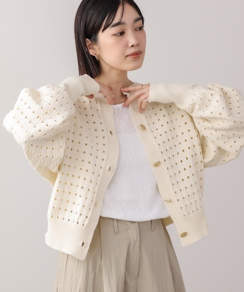 Bou Jeloud(ブージュルード)の「前後2WAY軽量メッシュ編ニットカーディガン(カーディガン/ボレロ・レディース・アイボリー/ブラック/オレンジ・FREE)」の4枚目の写真