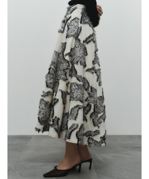 anuans（アニュアンス）の「ボタニカルフラワーカットジャガードスカート（スカート・レディース・ベージュ・MEDIUM/SMALL）」の11枚目の写真