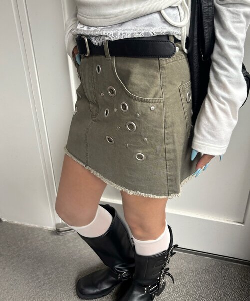 WHO'S WHO gallery（フーズフーギャラリー）の「硫化ツイルアイレットミニスカート（スカート・レディース・ベージュ/カーキ/チャコールグレー・FREE）」の19枚目の写真