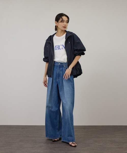 SALON adam et rope'（サロン アダム エ ロペ）の「コーティングフーディーブルゾン / セットアップ対応（ブルゾン・レディース・ブルー系その他2/ホワイト・FREE）」の7枚目の写真