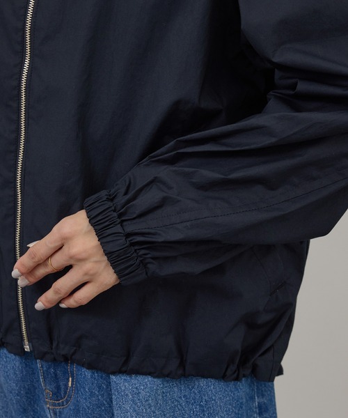 SALON adam et rope'（サロン アダム エ ロペ）の「コーティングフーディーブルゾン / セットアップ対応（ブルゾン・レディース・ブルー系その他2/ホワイト・FREE）」の19枚目の写真