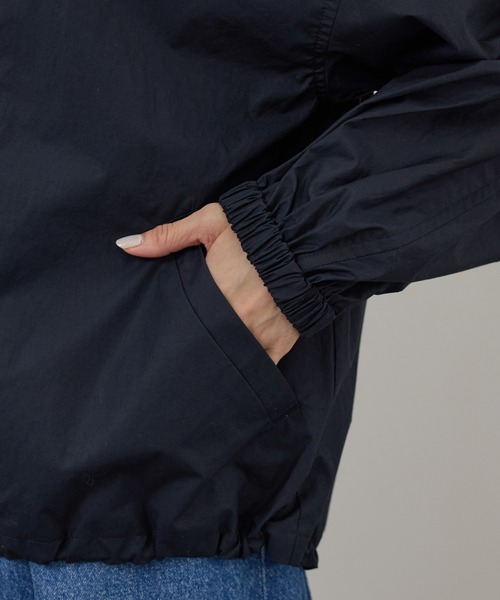 SALON adam et rope'（サロン アダム エ ロペ）の「コーティングフーディーブルゾン / セットアップ対応（ブルゾン・レディース・ブルー系その他2/ホワイト・FREE）」の20枚目の写真