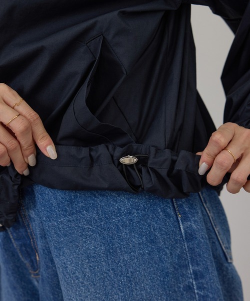 SALON adam et rope'（サロン アダム エ ロペ）の「コーティングフーディーブルゾン / セットアップ対応（ブルゾン・レディース・ブルー系その他2/ホワイト・FREE）」の21枚目の写真