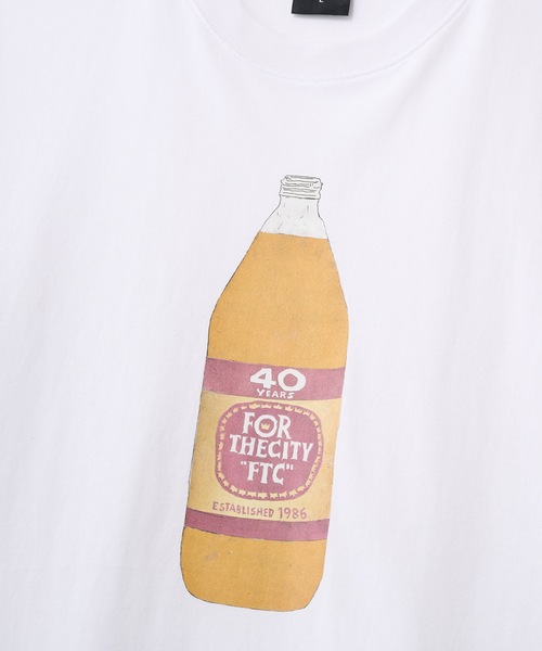 FTC（エフティーシー）の「40TH TEE / Artwork by Simon Evans.（Tシャツ/カットソー・メンズ・ホワイト/ブラック/ピンク・LARGE/X-LARGE/MEDIUM/SMALL）」の4枚目の写真