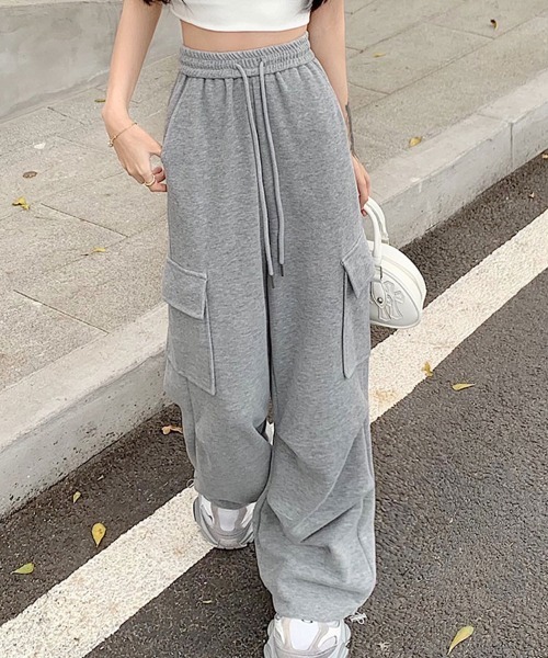 SallyLunn(サリーラン)の「サイドポケット スウェットカーゴパンツ(カーゴパンツ・レディース・ライトグレー/ブラック・LARGE/MEDIUM)」の12枚目の写真