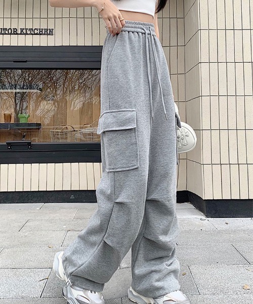 SallyLunn(サリーラン)の「サイドポケット スウェットカーゴパンツ(カーゴパンツ・レディース・ライトグレー/ブラック・LARGE/MEDIUM)」の14枚目の写真