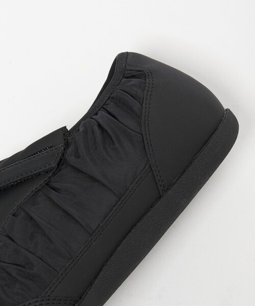 ODETTE E ODILE（オデットエオディール）の「ソフトギャザード スニーカー15↑（スニーカー・レディース・ブラック/レッド・35/36/37/38）」の17枚目の写真