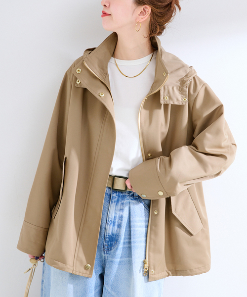 B.C STOCK(ベーセーストック)の「手洗い可 / 撥水 / テントショートブルゾン(ブルゾン・レディース・ネイビー/ベージュ・FREE)」の2枚目の写真