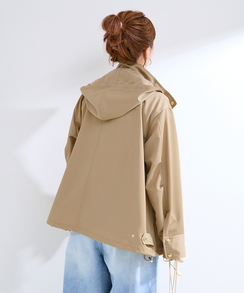 B.C STOCK(ベーセーストック)の「手洗い可 / 撥水 / テントショートブルゾン(ブルゾン・レディース・ネイビー/ベージュ・FREE)」の17枚目の写真