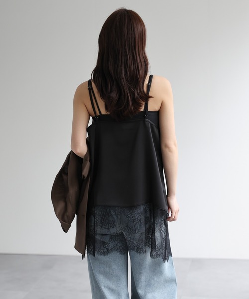 model：156cm 着用サイズ：FREE
※裾がストレートデザインです。