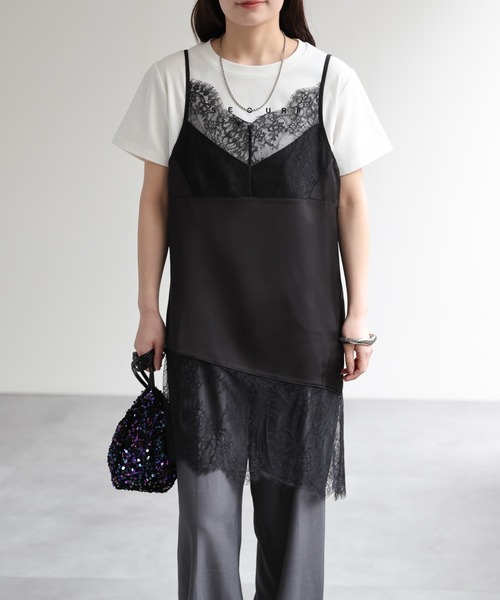 model：156cm 着用サイズ：FREE
※裾がアシンメトリーデザインです。