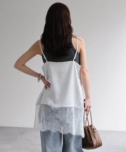 model：156cm 着用サイズ：FREE
※裾がストレートデザインです。