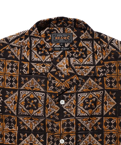 BEAMS PLUS(ビームスプラス)の「Open Collar Block Print ④(シャツ/ブラウス・メンズ・ブラウン/パープル・LARGE/X-LARGE/SMALL/MEDIUM)」の8枚目の写真