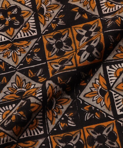 BEAMS PLUS(ビームスプラス)の「Open Collar Block Print ④(シャツ/ブラウス・メンズ・ブラウン/パープル・LARGE/X-LARGE/SMALL/MEDIUM)」の13枚目の写真