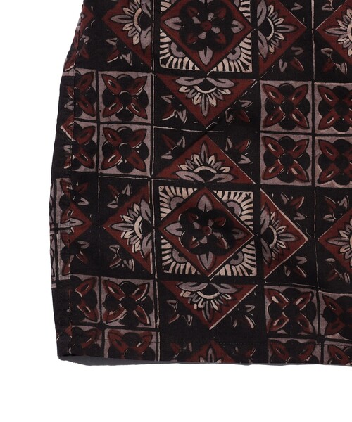 BEAMS PLUS(ビームスプラス)の「Open Collar Block Print ④(シャツ/ブラウス・メンズ・ブラウン/パープル・LARGE/X-LARGE/SMALL/MEDIUM)」の17枚目の写真