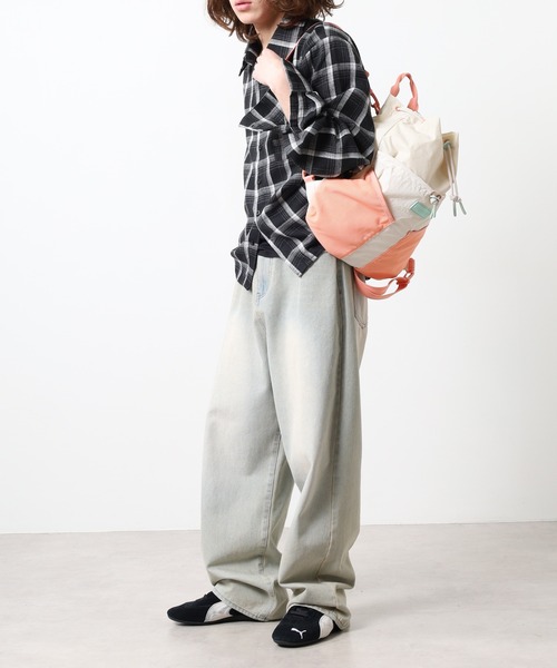 HUNTER(ハンター)の「HUNTER トラベル マルチファンクション パッカブル バックパック(バックパック/リュック・レディース・ブラック/オレンジ/ブラック×グレー/ホワイト系・FREE)」の5枚目の写真