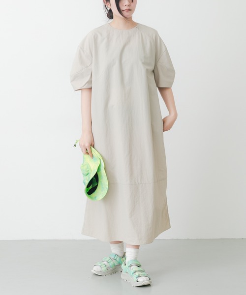 EKAL（エカル）の「『UR TECH』ナイロンタッサーワンピース（ワンピース・レディース・ネイビー/ベージュ/グリーン系その他/グレー/ライトブルー・ONE）」の16枚目の写真