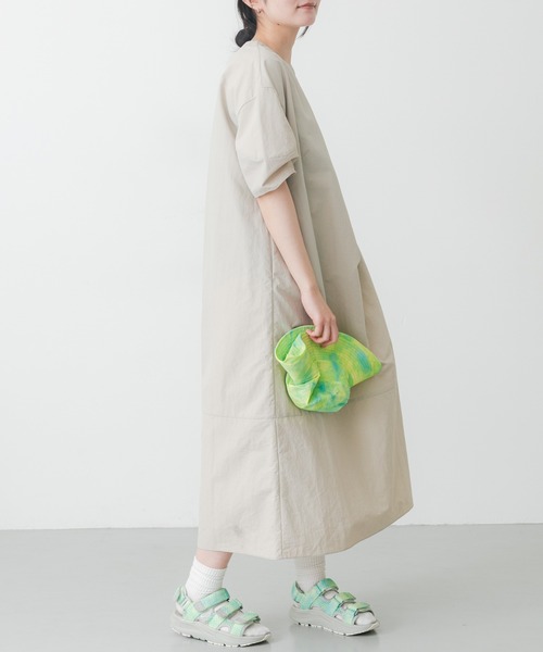 EKAL（エカル）の「『UR TECH』ナイロンタッサーワンピース（ワンピース・レディース・ネイビー/ベージュ/グリーン系その他/グレー/ライトブルー・ONE）」の18枚目の写真