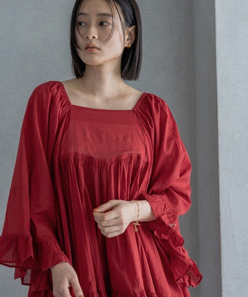 A part by（アパートバイ）の「ギャザーフレアチュニックワンピース（チュニック・レディース・レッド/オフホワイト/ブラック・FREE）」の3枚目の写真