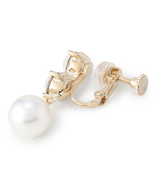 TOCCA(トッカ)の「TROIS BIJOUX&PEARL EARRINGS イヤリング(イヤリング・レディース・ゴールド系/シルバー系・F)」の4枚目の写真
