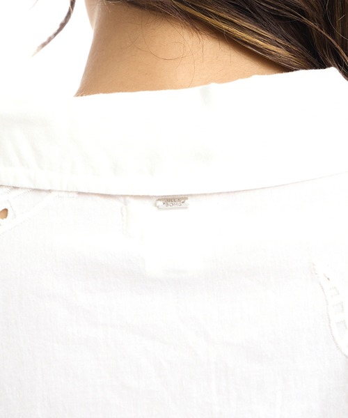 BILLABONG(ビラボン)の「BILLABONG/ビラボン 半袖 シャツ アイレット刺繍 セットアップ対応 BEACH LIVIN SHIRT BG01C123(シャツ/ブラウス・レディース・ホワイト・S)」の7枚目の写真