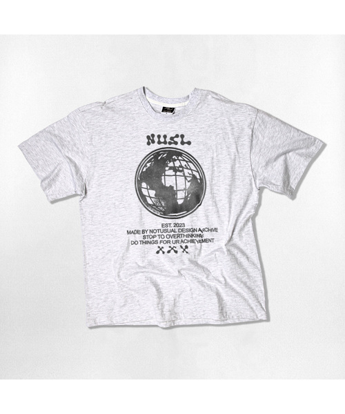 NOTUSUAL(ノットユージュアル)の「グレーアーズ オーバーサイズ 半袖Tシャツ 4カラー(Tシャツ/カットソー・レディース・ホワイト×グレー/ブラック/ネイビー/ホワイト・SMALL/MEDIUM/LARGE/X-LARGE)」の3枚目の写真