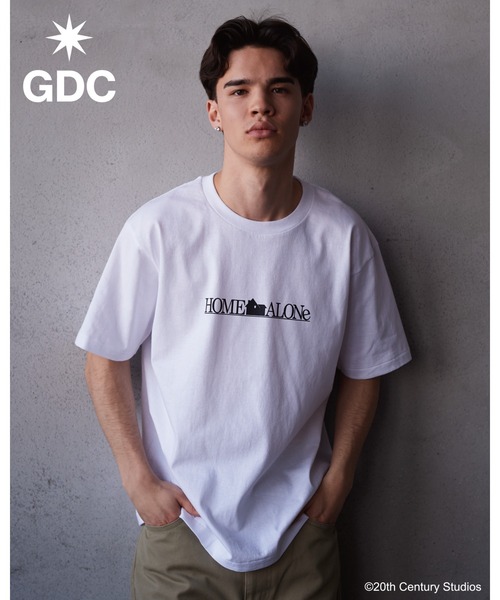 GDC(ジーディーシー)の「GDC×ホームアローン(Tシャツ/カットソー・メンズ・ホワイト/ブラック・SMALL/MEDIUM/LARGE/X-LARGE)」の2枚目の写真