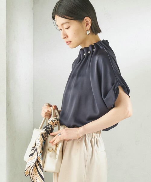 一部WEB限定】〈手洗い可能〉パール モチーフ ネック ギャザー
