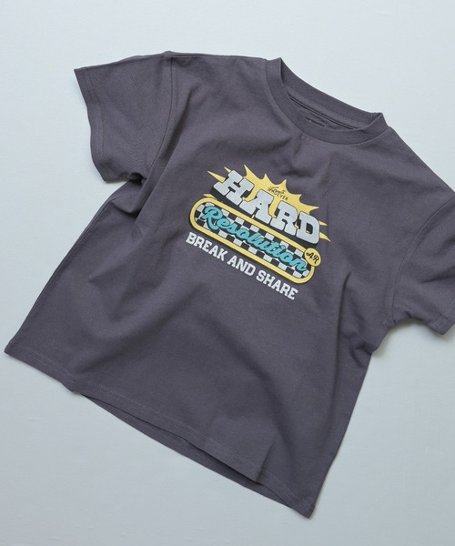 Life Support Products(ライフサポートプロダクツ)の「【プチプラ】S/SプリントTシャツ(Tシャツ/カットソー・キッズ・レッド/ライトブルー/グリーン/杢グレー/チャコール/ブラウン/イエロー/ピンク/ラベンダー/オフホワイト・110/100/95/80/90/150/140/130/120)」の4枚目の写真