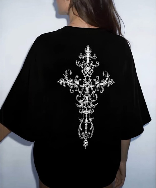 JOHNNY WOLF(ジョニーウルフ)の「ROA オーバーサイズ バッククロス Tシャツ(Tシャツ/カットソー・メンズ・ブラック/ホワイト・XL/L/M)」の6枚目の写真