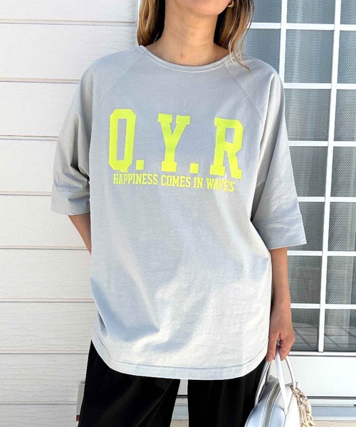 Q（キュー）の「シルケットロゴTシャツ（Tシャツ/カットソー・レディース・ホワイト/ライトグレー/レッド・MEDIUM）」の2枚目の写真