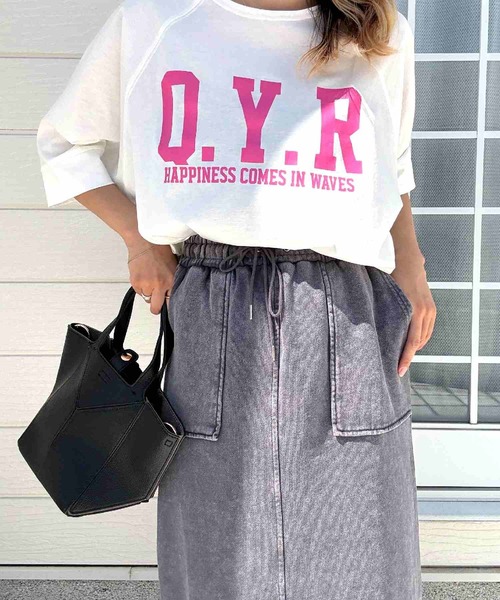 Q（キュー）の「シルケットロゴTシャツ（Tシャツ/カットソー・レディース・ホワイト/ライトグレー/レッド・MEDIUM）」の4枚目の写真