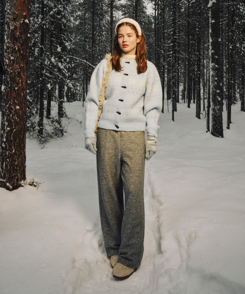 FOLNUA(フォルニュア)の「TOASTY WOOL PANTS (3COLOR)(その他パンツ・レディース・アイボリー/ブラウン/チャコールグレー・FREE)」の6枚目の写真