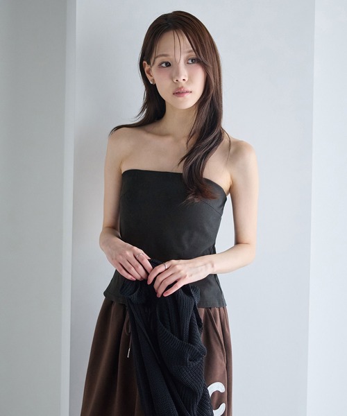 CHAN ME(チャンミ)の「カップ付きベアトップ(チューブトップ・レディース・ホワイト/ブラック・MEDIUM/LARGE)」の10枚目の写真