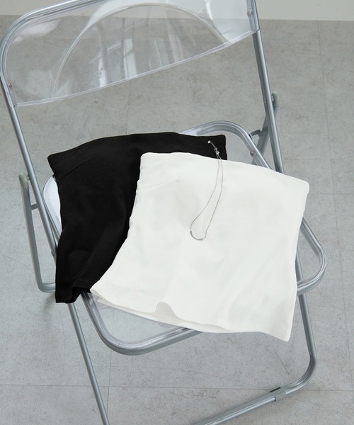 CHAN ME(チャンミ)の「カップ付きベアトップ(チューブトップ・レディース・ホワイト/ブラック・MEDIUM/LARGE)」の17枚目の写真