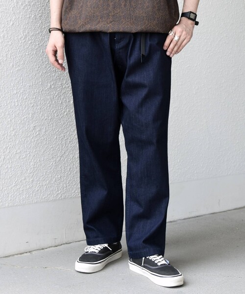Gramicci(グラミチ)の「【SHIPS any別注】Gramicci: ルーズ テーパード ストレッチ デニム パンツ ◇(デニムパンツ・メンズ・ブラック/ネイビー/ライトブルー・X-LARGE/LARGE/MEDIUM/SMALL)」の20枚目の写真