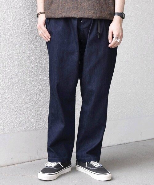 Gramicci(グラミチ)の「【SHIPS any別注】Gramicci: ルーズ テーパード ストレッチ デニム パンツ ◇(デニムパンツ・メンズ・ブラック/ネイビー/ライトブルー・X-LARGE/LARGE/MEDIUM/SMALL)」の18枚目の写真