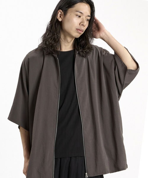 NO ID.(ノーアイディ)の「【NO ID.】Linen Touch Hood Dolman Big Zip Shirt / リネン タッチ フード ドルマン ビッグ ジップ シャツ(シャツ/ブラウス・メンズ・グレー/ブラック/ホワイト・ONE SIZE)」の3枚目の写真