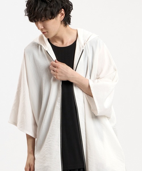 NO ID.(ノーアイディ)の「【NO ID.】Linen Touch Hood Dolman Big Zip Shirt / リネン タッチ フード ドルマン ビッグ ジップ シャツ(シャツ/ブラウス・メンズ・グレー/ブラック/ホワイト・ONE SIZE)」の1枚目の写真