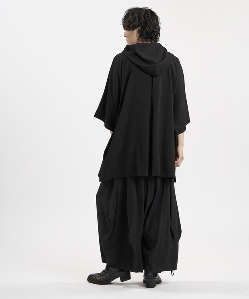 NO ID.(ノーアイディ)の「【NO ID.】Linen Touch Hood Dolman Big Zip Shirt / リネン タッチ フード ドルマン ビッグ ジップ シャツ(シャツ/ブラウス・メンズ・グレー/ブラック/ホワイト・ONE SIZE)」の9枚目の写真