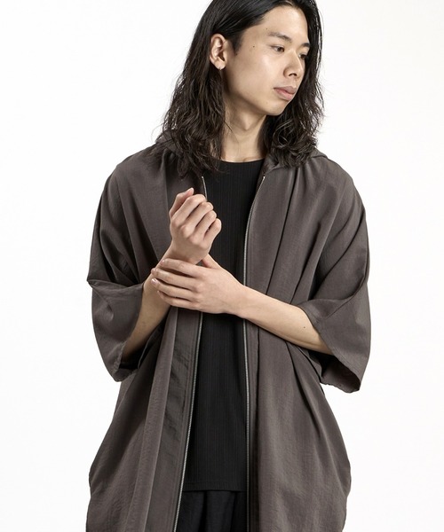 NO ID.(ノーアイディ)の「【NO ID.】Linen Touch Hood Dolman Big Zip Shirt / リネン タッチ フード ドルマン ビッグ ジップ シャツ(シャツ/ブラウス・メンズ・グレー/ブラック/ホワイト・ONE SIZE)」の5枚目の写真