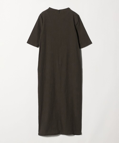 UNITED ARROWS(ユナイテッドアローズ)の「クレープ ストレート ワンピース ‐ウォッシャブル‐(ワンピース・レディース・ブラック/ダークブラウン・36/38)」の13枚目の写真