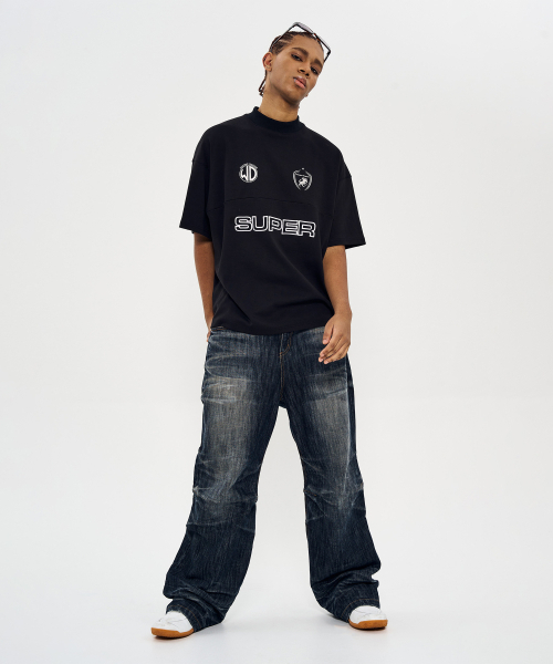 WORLDDILEMA(ワールドジレンマ)の「MOCK NECK EMBLEM HALF T-SHIRTS (BLACK)(Tシャツ/カットソー・レディース・ブラック・FREE)」の5枚目の写真
