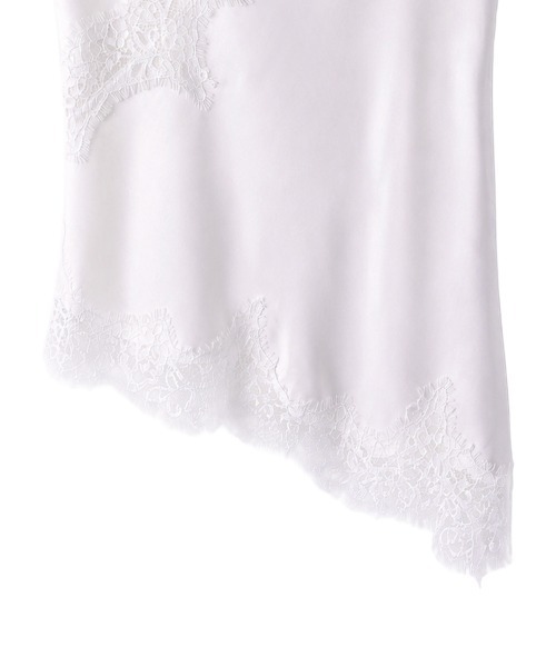marjour(マージュール)の「LAYERED SATIN LACE CAMISOLE(キャミソール・レディース・オフホワイト/ブラック・M)」の18枚目の写真